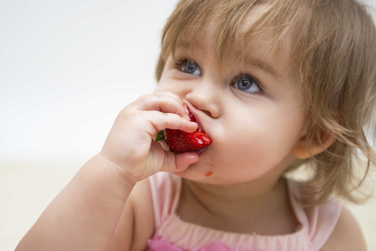 How to Cut Strawberries for Baby