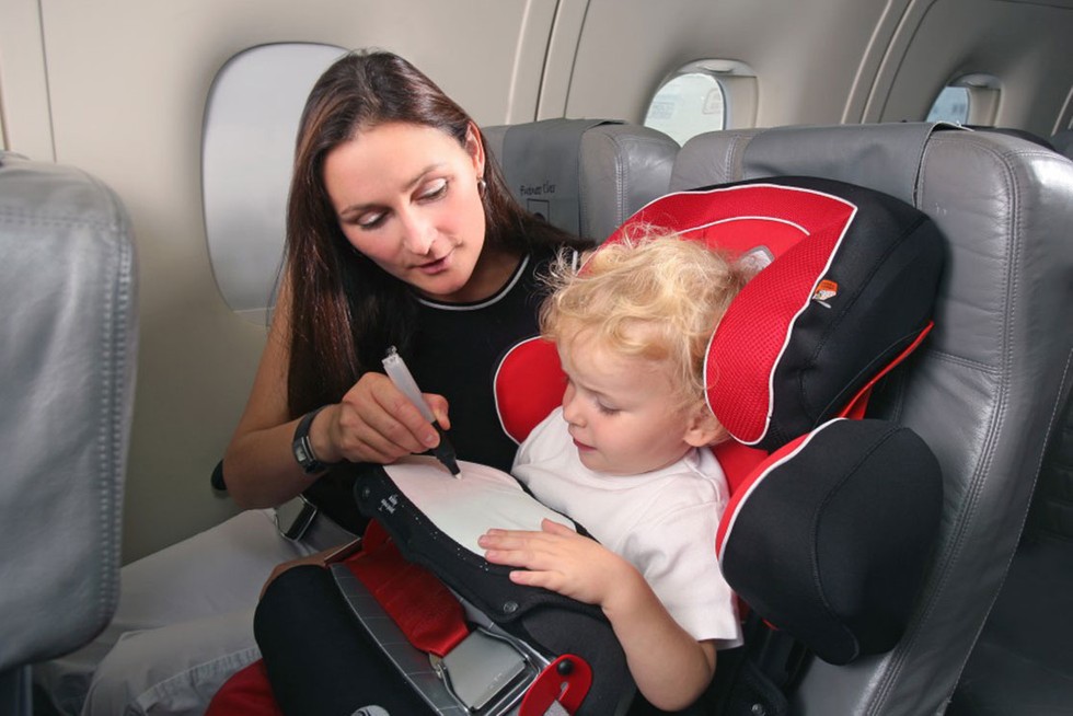 The Advantages and Disadvantages of Carrying a Car Seat on a Flight