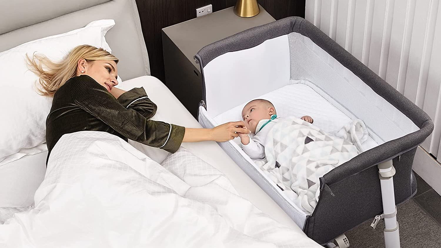 When to Stop Using Bassinet