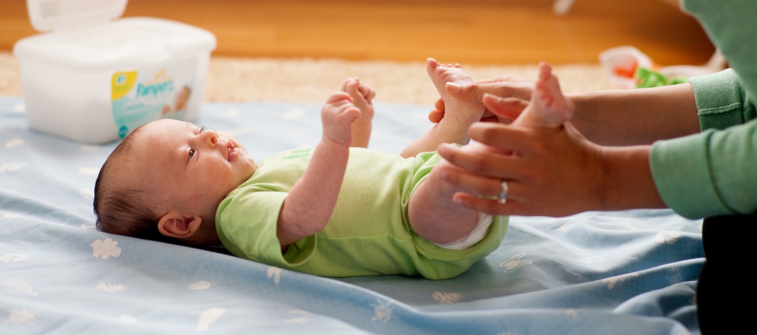When to Switch From Newborn to Size 1 Diapers